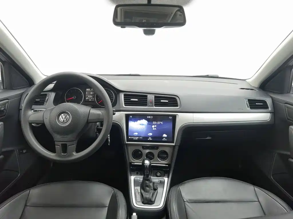 Volkswagen Lavida 2015