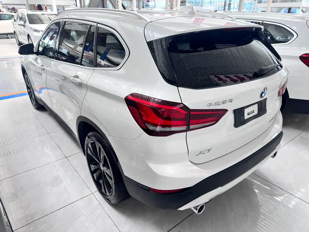 BMW X1 2021 — фото 14