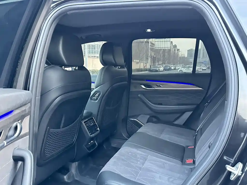 Geely Xingyue L 2026