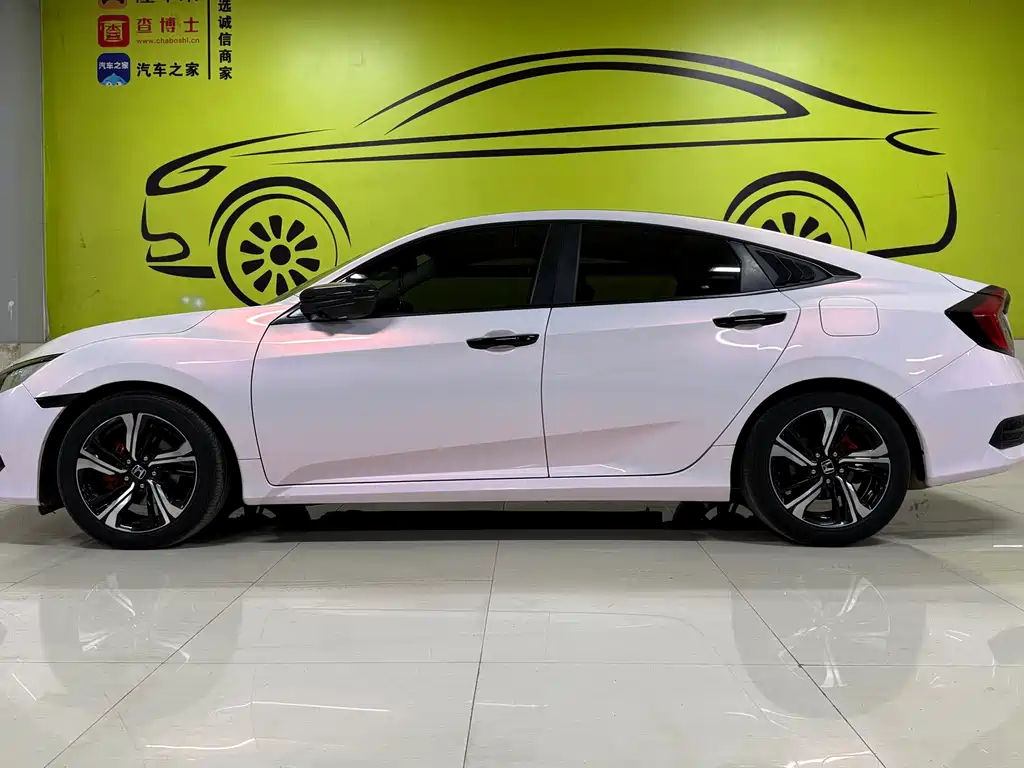 Honda Civic 2018 — фото 3