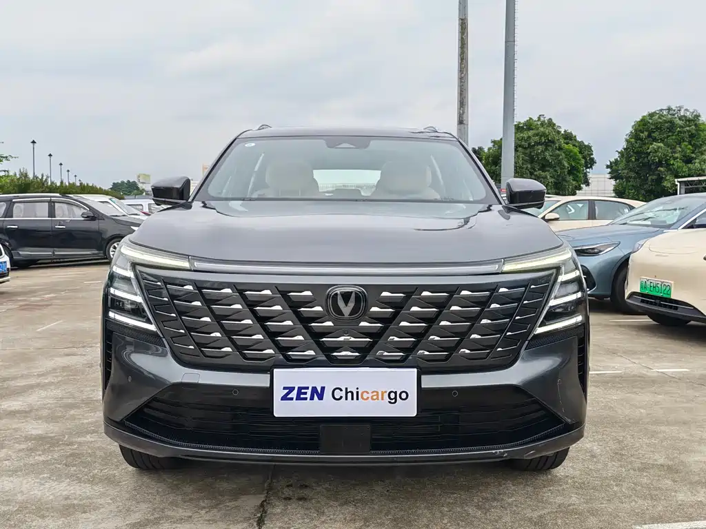 Changan CS75 PLUS 2024 — фото 2