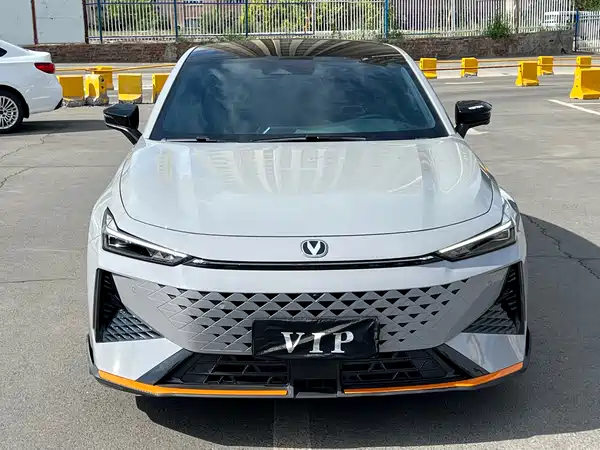 Changan UNI-V 2024
