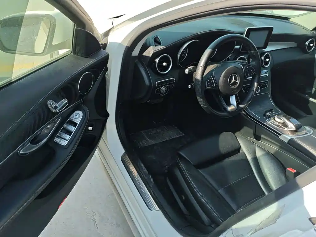 Mercedes-Benz C-Class 2015 — фото 13