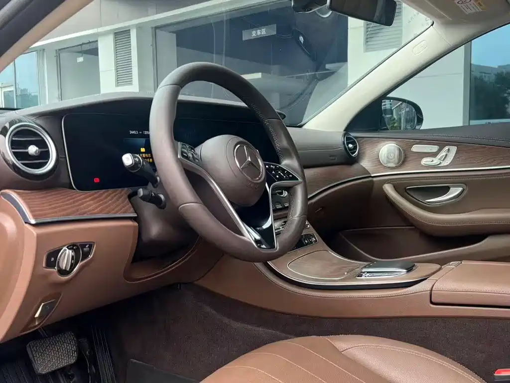 Mercedes-Benz E-Class 2021