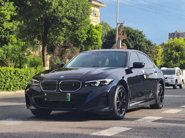 BMW i3 2024
