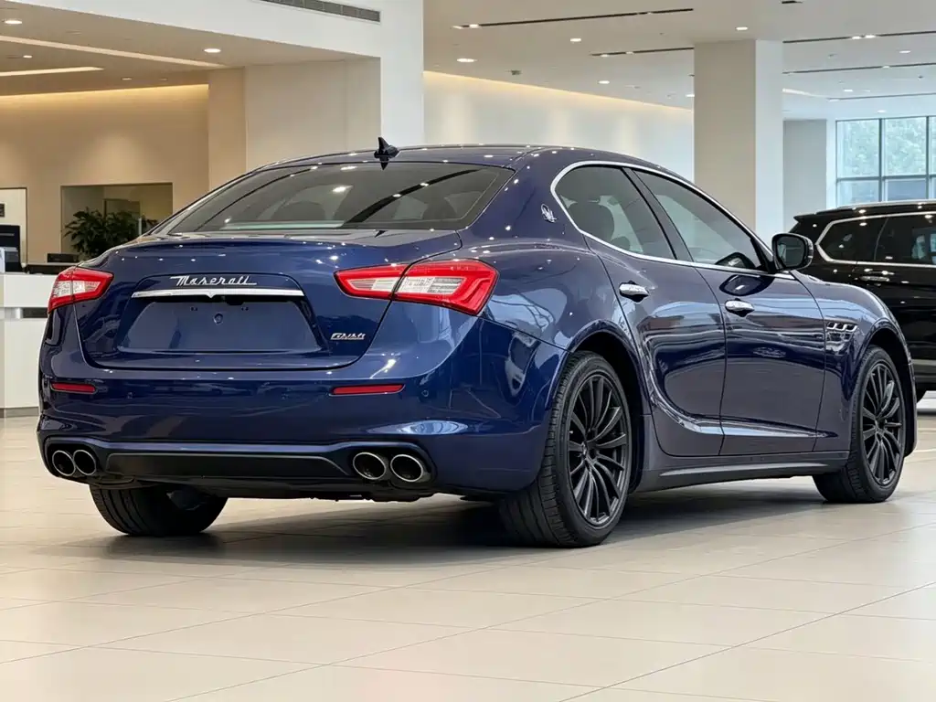Maserati Ghibli 2020 — фото 8