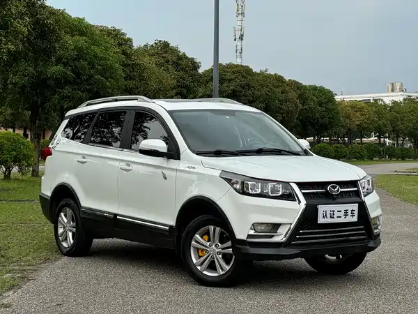 BAIC Huansu S3 2017