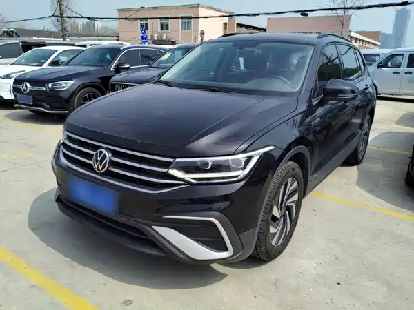 Volkswagen Tiguan L 2022