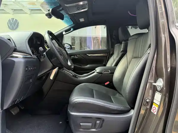 Toyota Alphard 2019