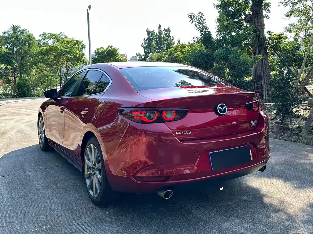 Mazda 3 Axela 2021