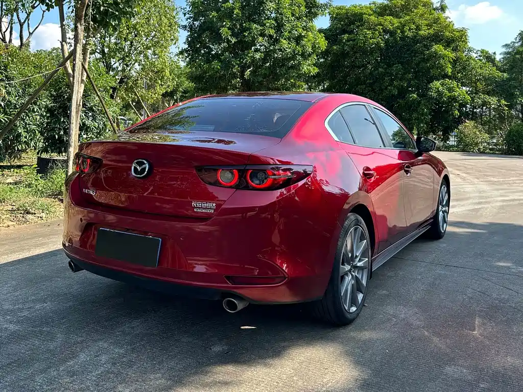 Mazda 3 Axela 2021