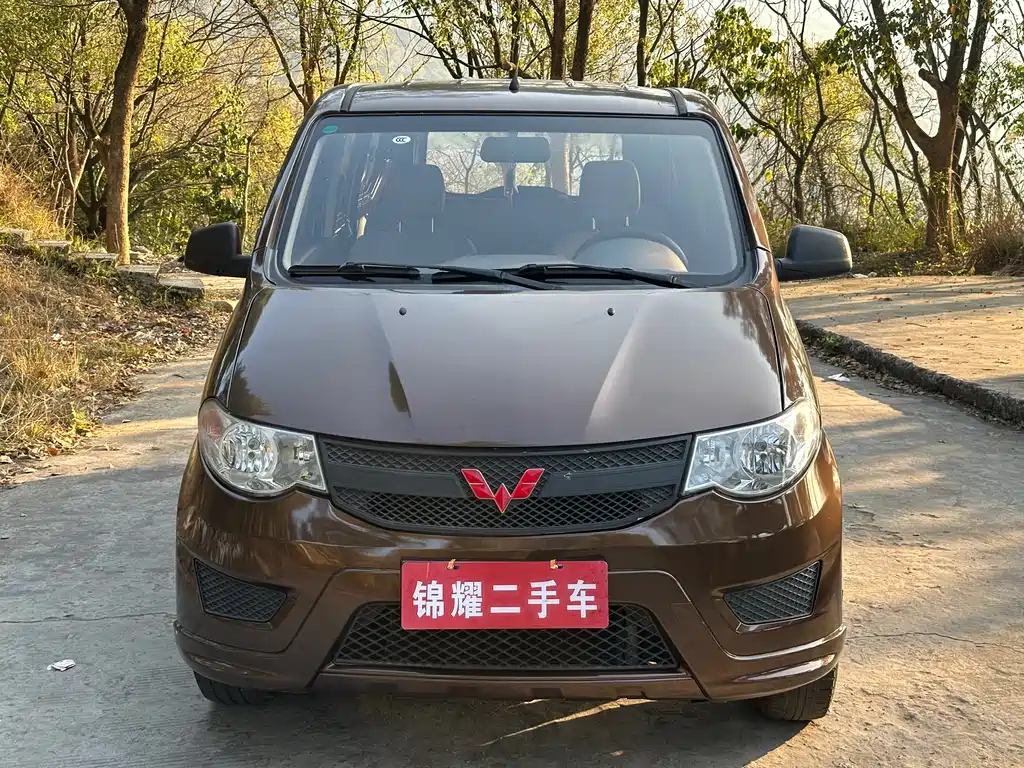 Wuling Hongguang 2019 — фото 2