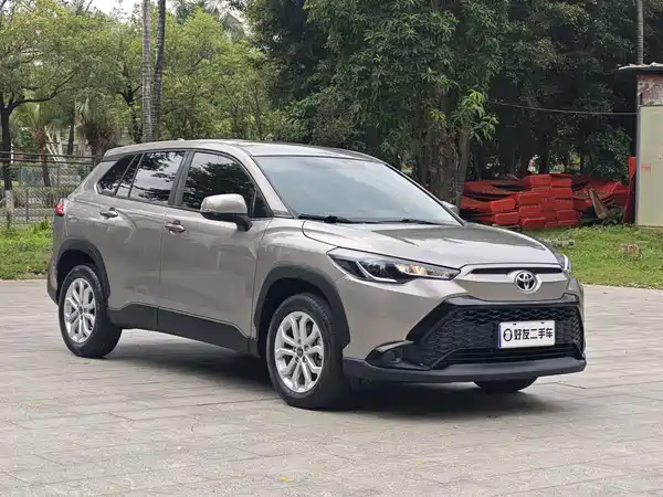 Toyota Frontlander 2023
