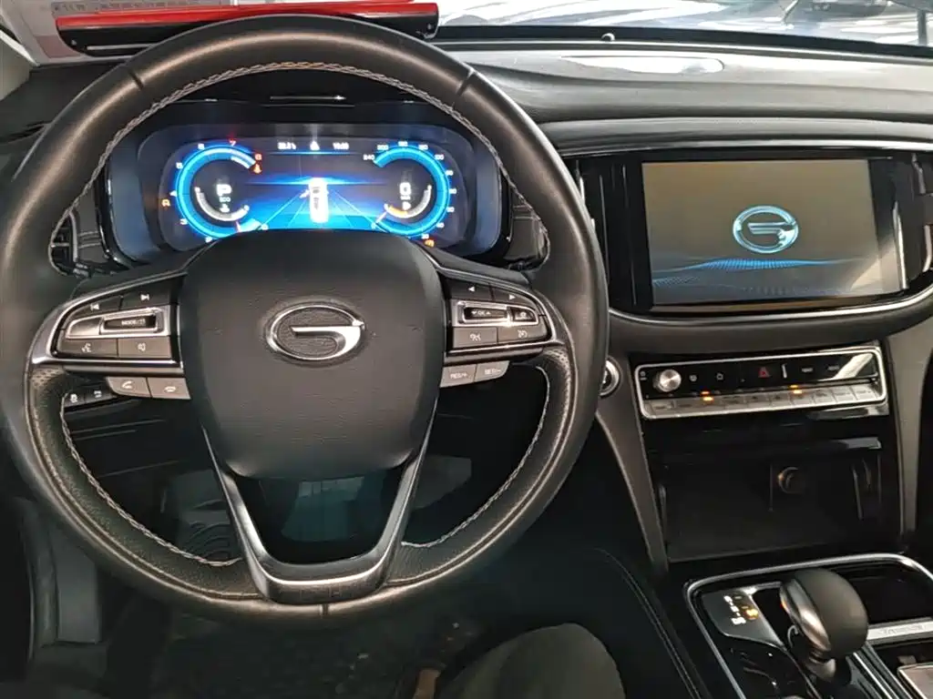 GAC Motor Trumpchi GS8 2021 — фото 10