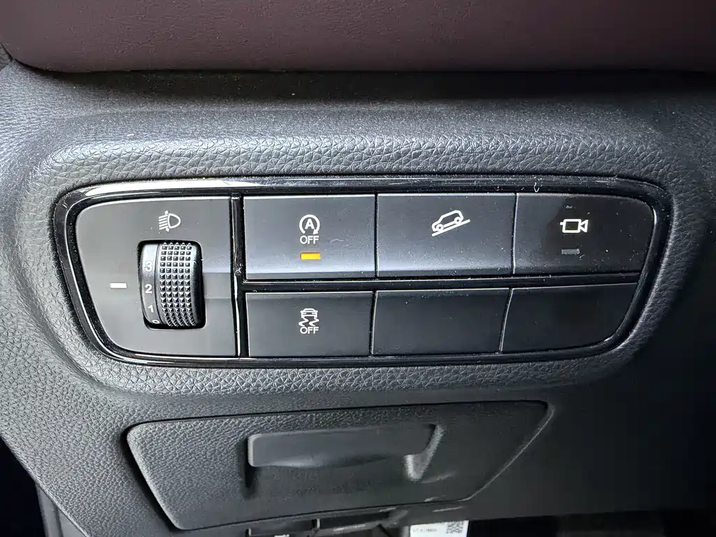 GAC Trumpchi M6 2022 — фото 9