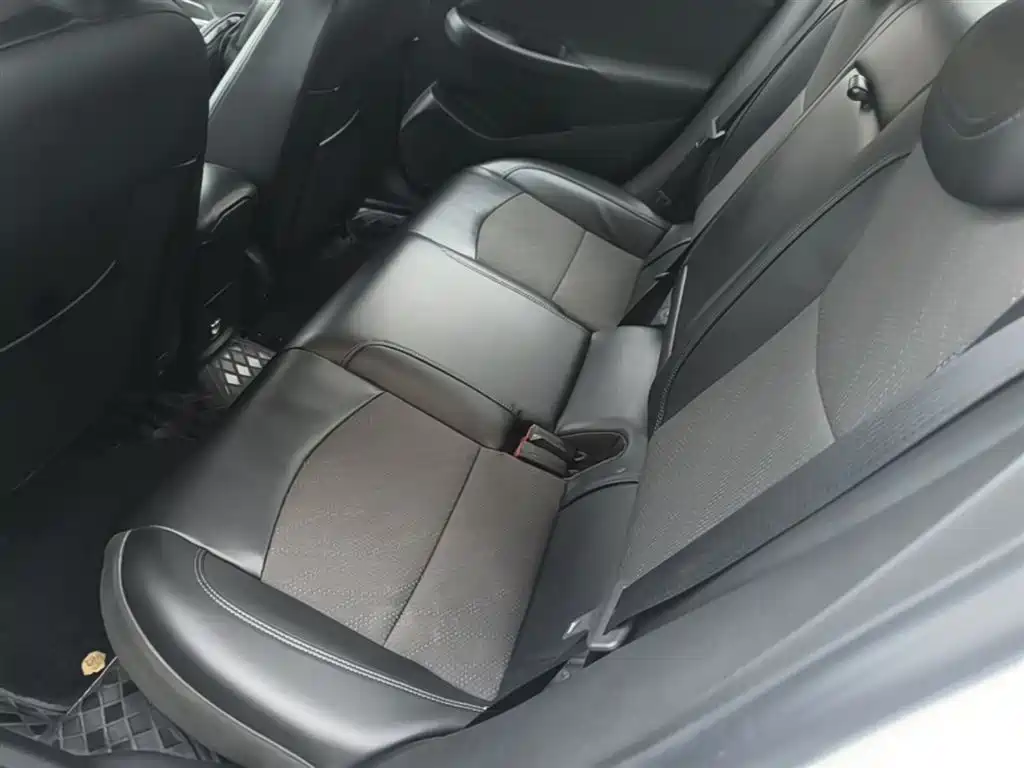 Chevrolet Cruze 2015 — фото 17