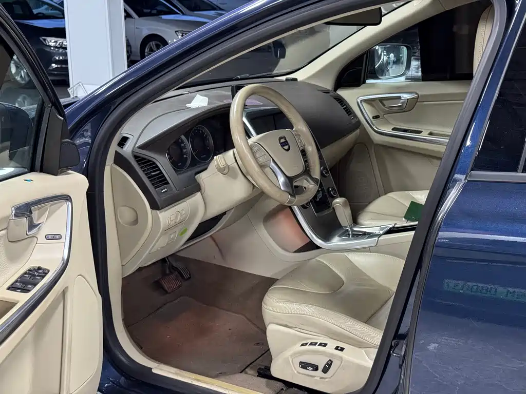 Volvo XC60 2012