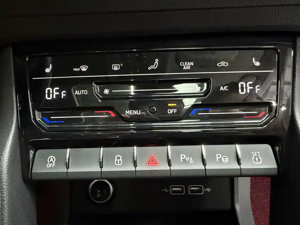 Skoda Karoq 2023 — фото 16