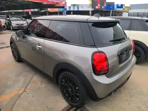 MINI 2021