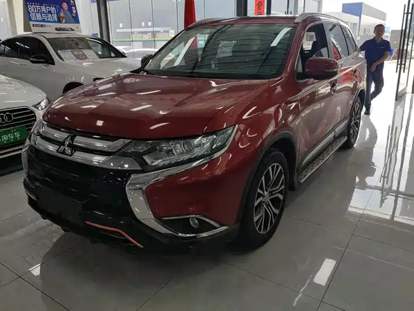 Mitsubishi Outlander 2018