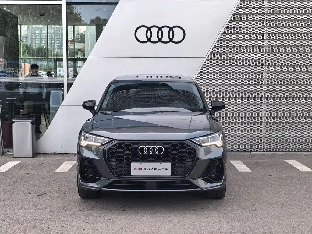 Audi Q3 Sportback 2021 — фото 2