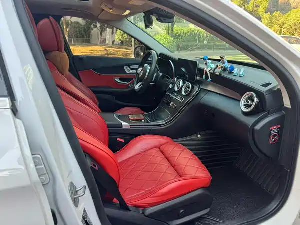 Mercedes-Benz C-Class 2021