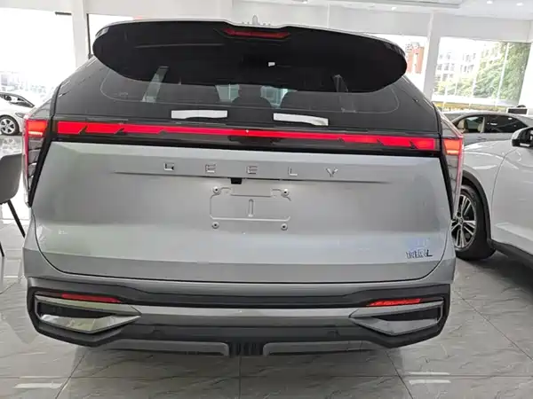 Geely Boyue L 2024