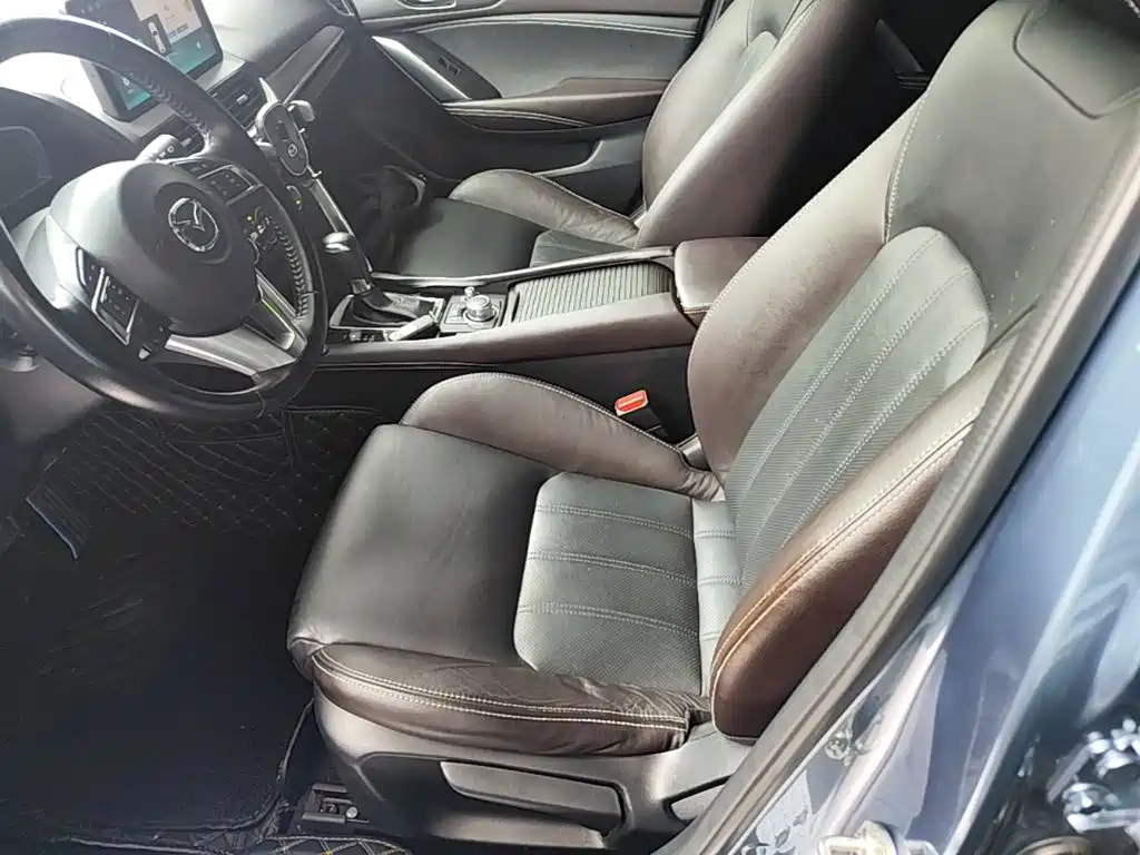 Mazda CX-4 2016 — фото 15