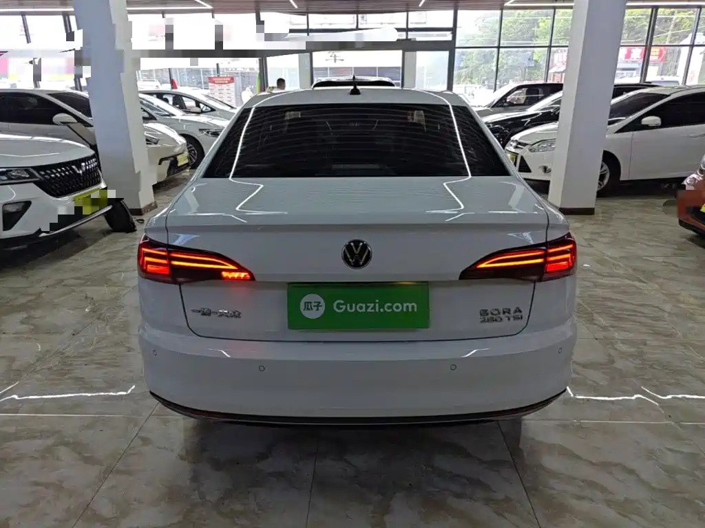 Volkswagen Bora 2021