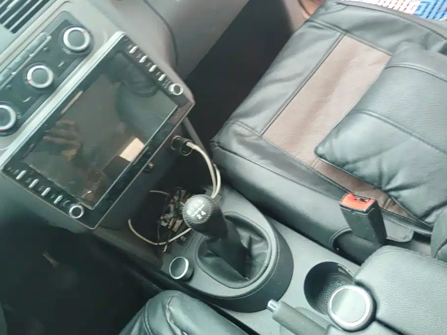 Volkswagen Touran 2015 — фото 16