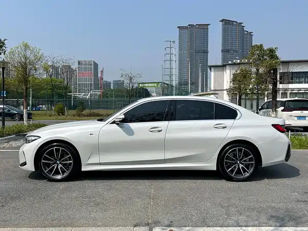BMW 3 Series 2024