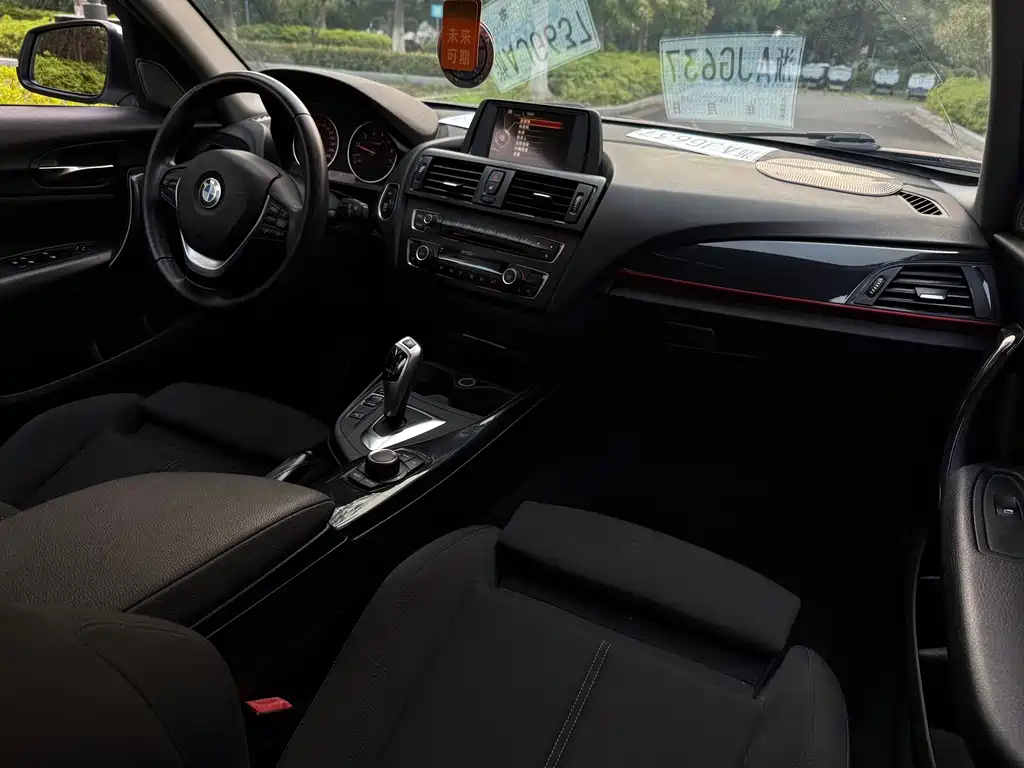 BMW 1 Series 2014 — фото 14