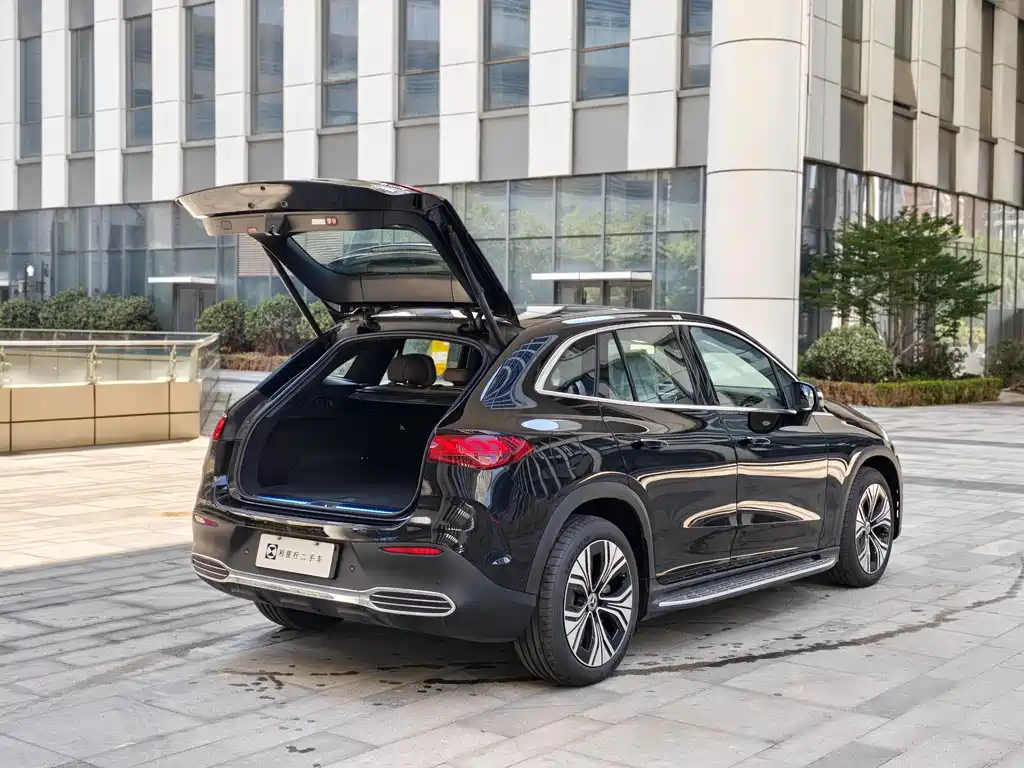 Mercedes-Benz EQE SUV 2025 — фото 21