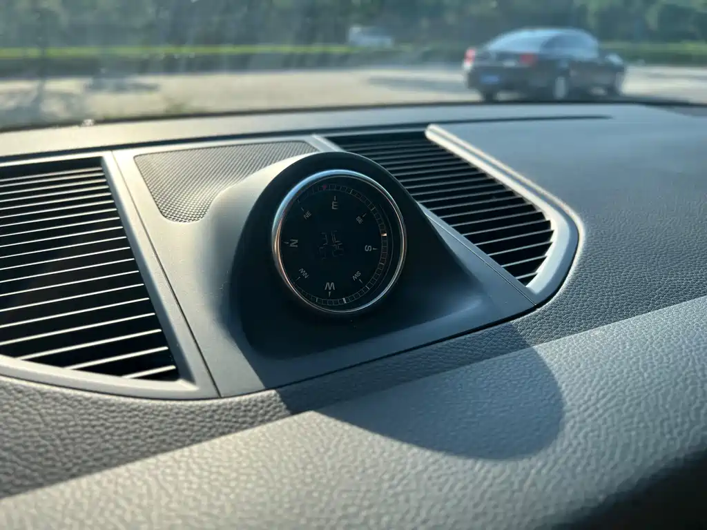 Porsche Macan 2020 — фото 15