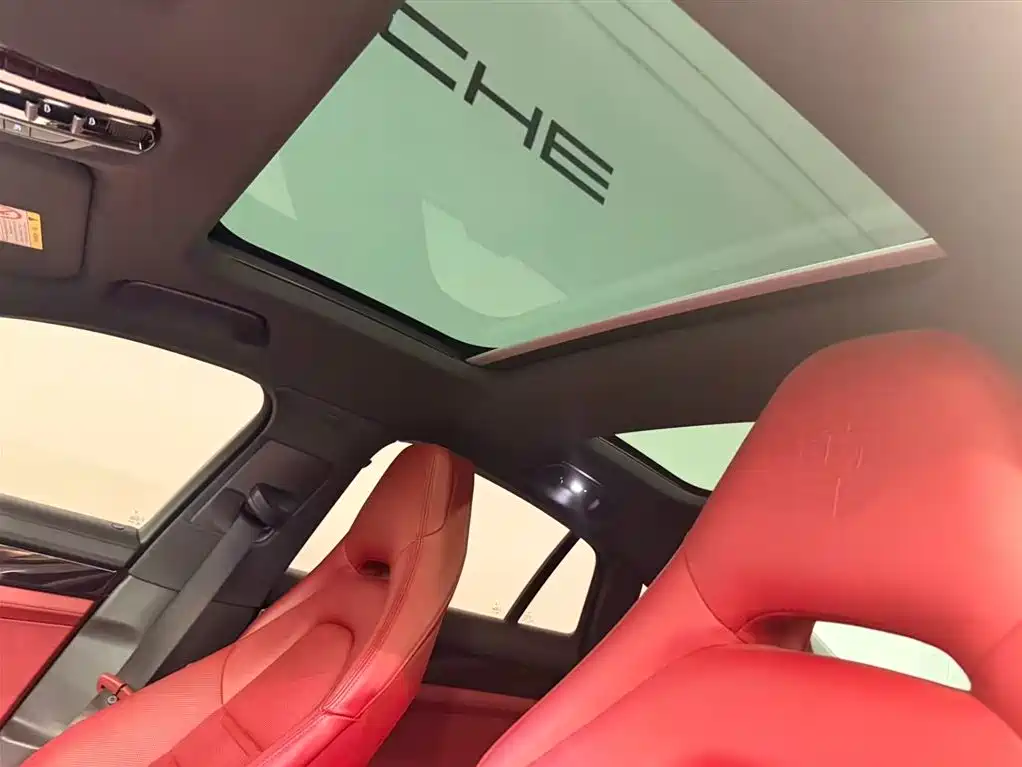 Porsche Panamera Hybrid 2018 — фото 19