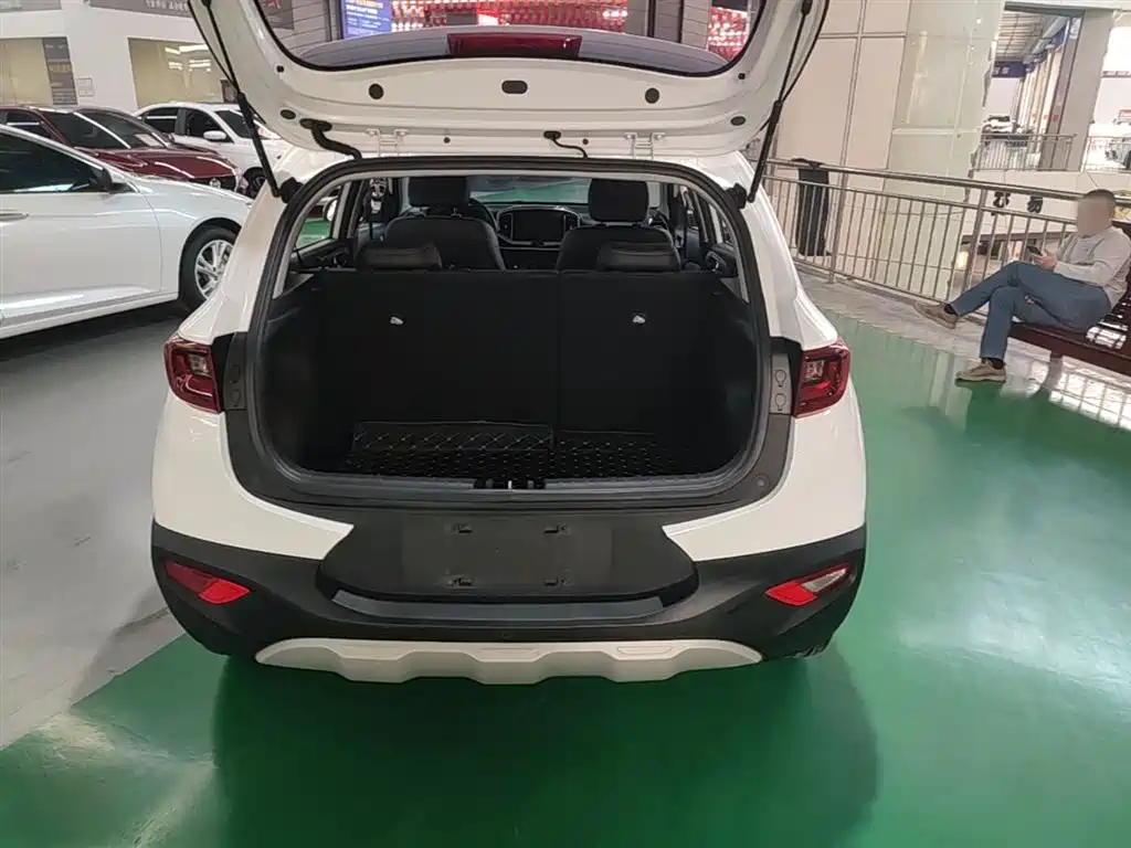 Kia KX1 2022 — фото 19