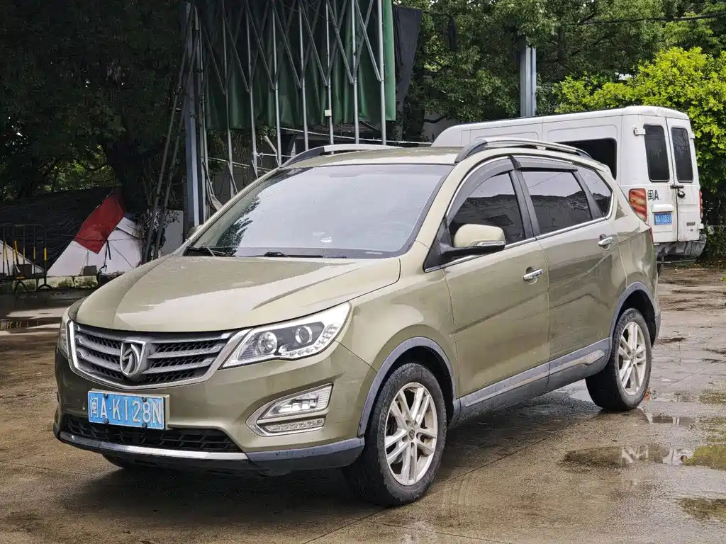 Baojun 560 2015