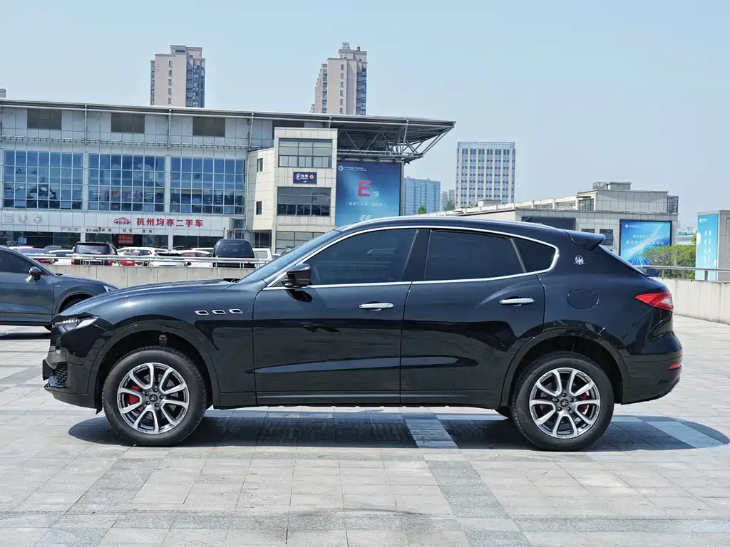 Maserati Levante 2018 — фото 3