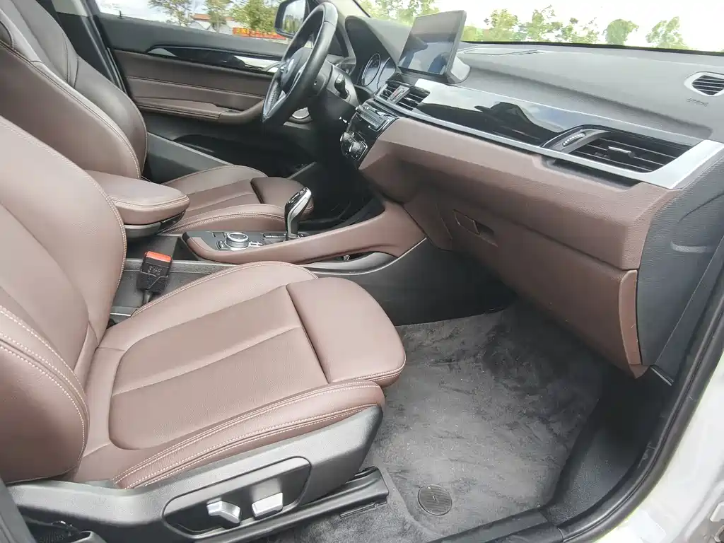 BMW X1 2021 — фото 10