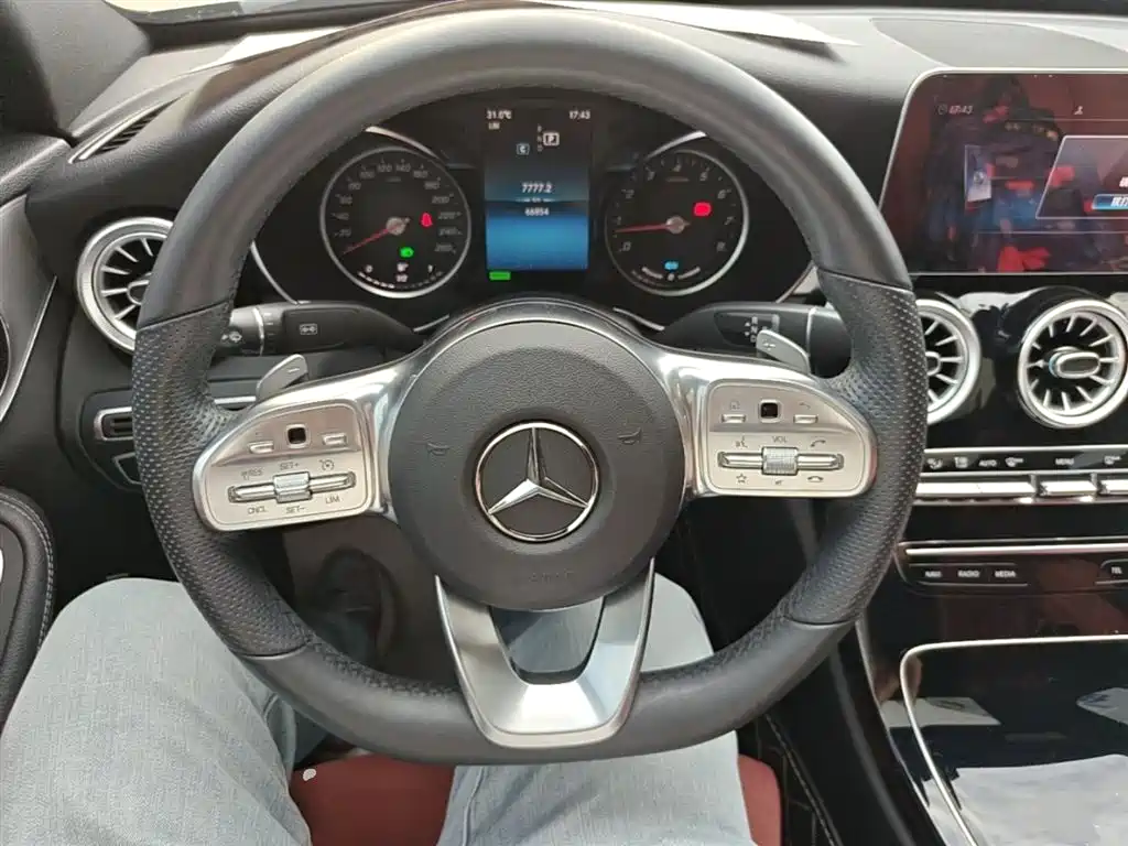 Mercedes-Benz C-Class 2019 — фото 11