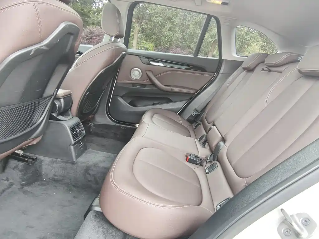 BMW X1 2021