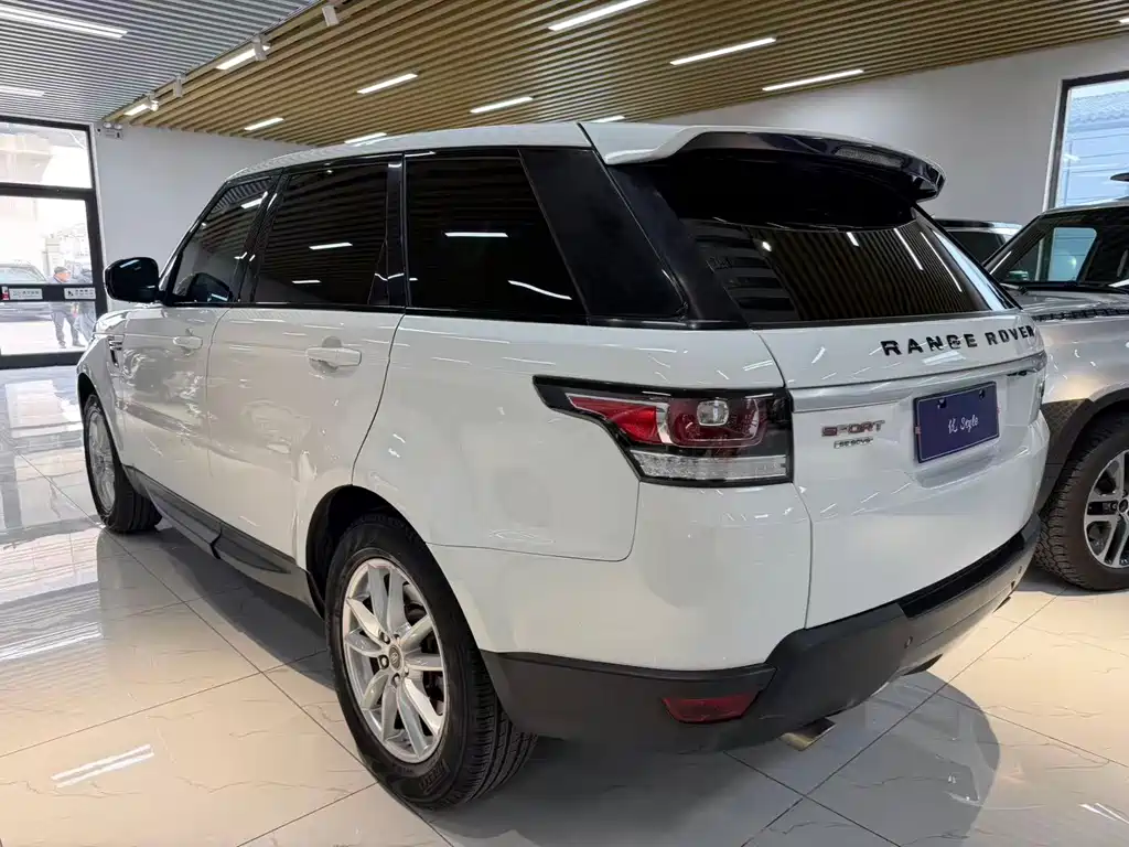 Land Rover Range Rover Sport 2016 — фото 5