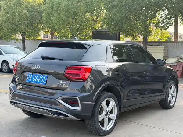 Audi Q2L 2022