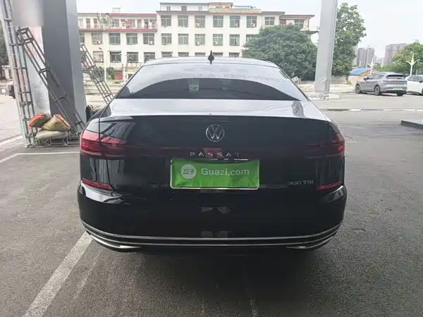 Volkswagen Passat 2025