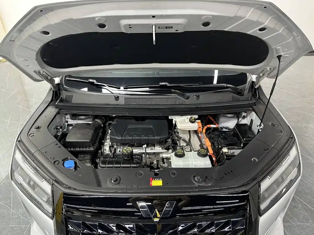 Wuling Starlight 730 New Energy 2025 — фото 17