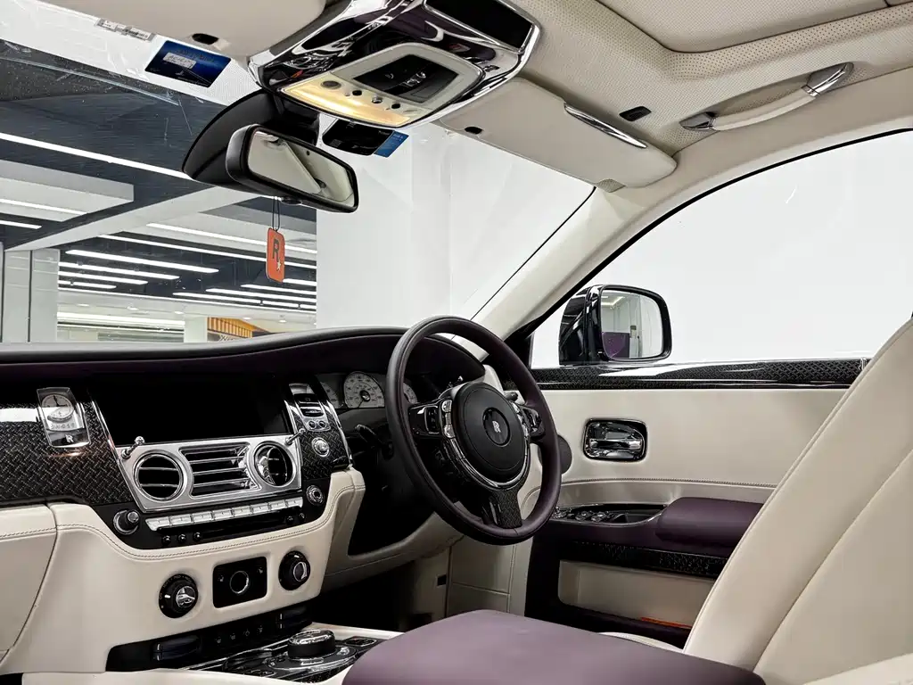 Rolls-Royce Ghost 2011 — фото 5