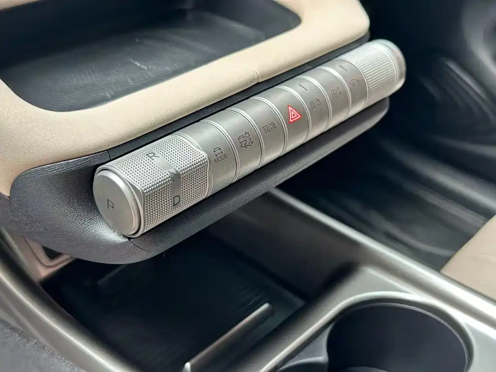 BYD Dolphin 2023 — фото 14