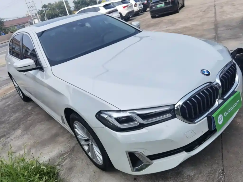 BMW 5 Series 2022