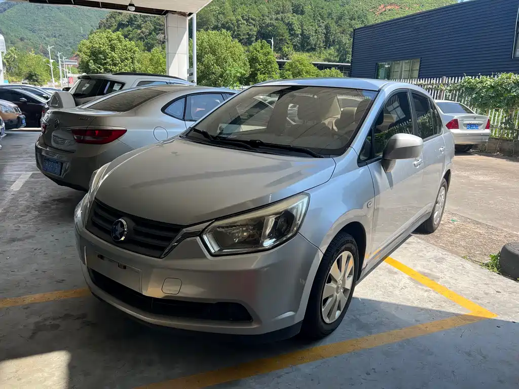 Venucia D50 2014