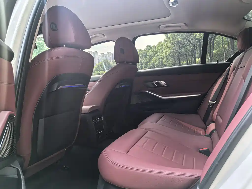 BMW 3 Series 2021